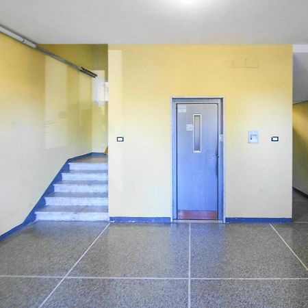 Cozy Apartment In La Spezia With Wifi Luaran gambar
