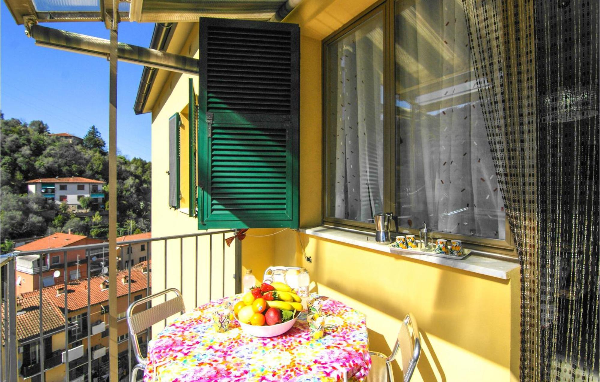 Cozy Apartment In La Spezia With Wifi Luaran gambar